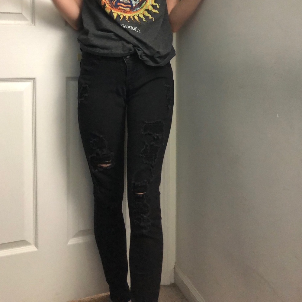 Blackheart Distressed Jeggings